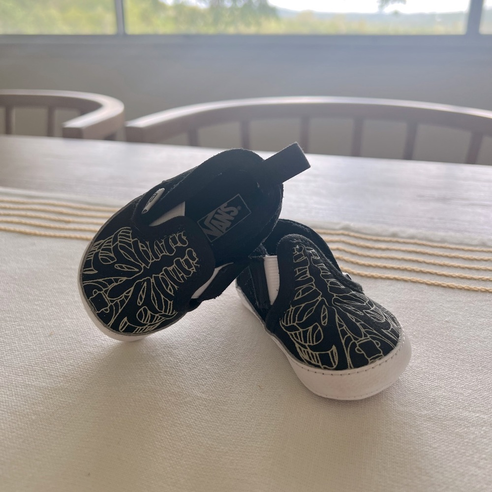 Vans Skeleton Crib Shoe 🖤